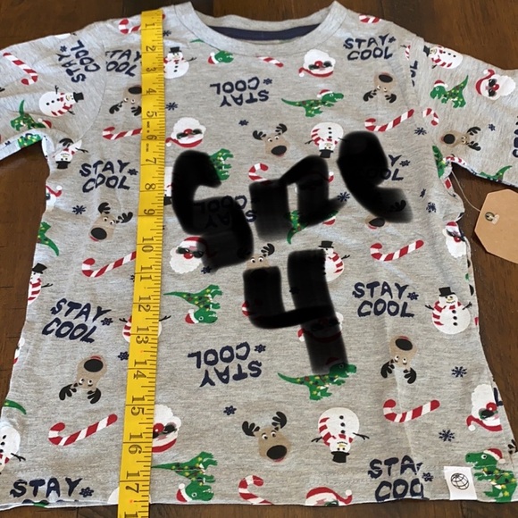 Free Planet Christmas T-Shirt - Picture 7 of 9